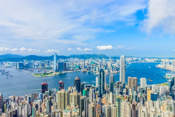 HONG KONG -August 8: Scene of the Victoria Harbour on August 8, — Stock Photo, Image