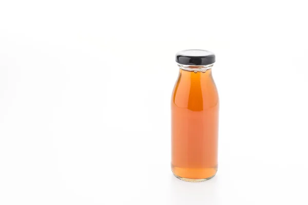 Apple juice flaska isolerad på vit bakgrund — Stockfoto