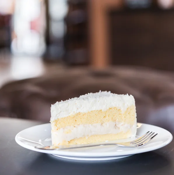 Coconut cake — Stock Photo, Image