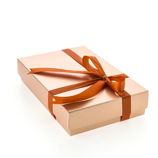 Caja de regalo de oro — Foto de Stock