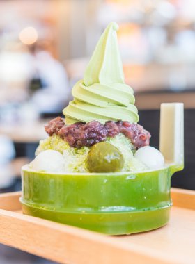 Matcha yeşil çay dondurma