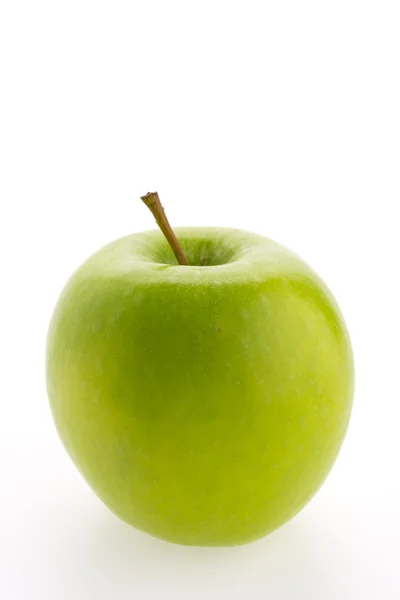 Zöld Apple elszigetelt fehér háttér — Stock Fotó