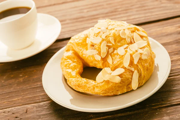Sladké chutné Croissant — Stock fotografie