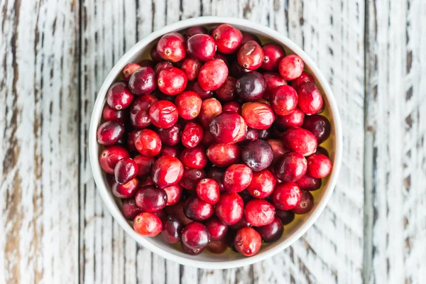 Frische Bio-Preiselbeeren — Stockfoto