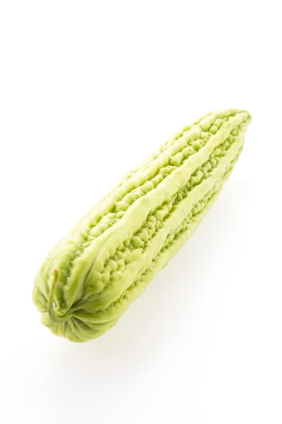 Bitter melon på vit — Stockfoto