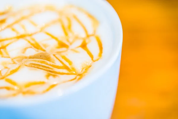 Karamel warme koffie — Stockfoto