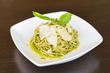 Pesto makarna