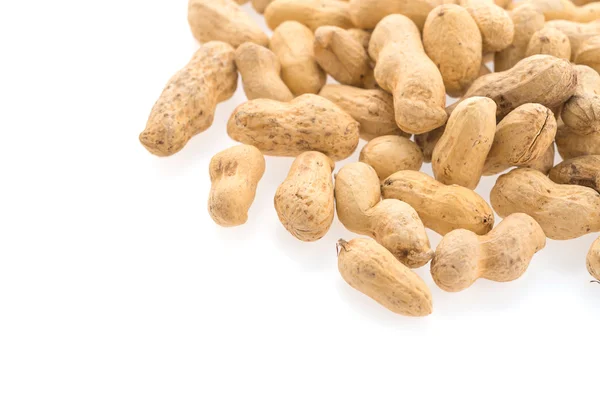 Peanuts isolated on white background — Stock Photo, Image