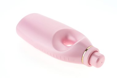 Kumaş yumuşatıcı şişe izole