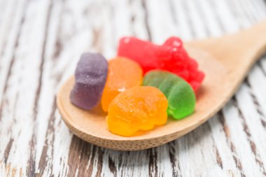 Jöle unutmayın ki kaşık