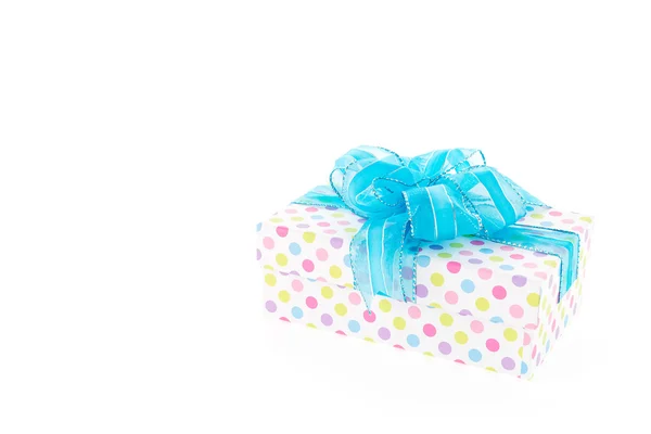 Caja de regalo colorida —  Fotos de Stock