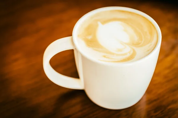 Filiżanka kawy w kawiarni — Zdjęcie stockowe