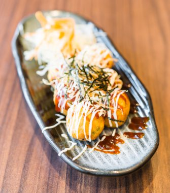 Fried Takoyaki topları hamur tatlısı