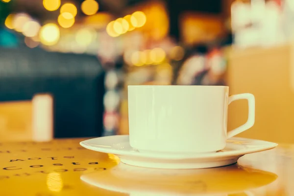 Taza de café en la cafetería —  Fotos de Stock