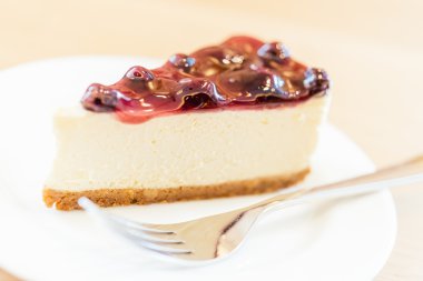 yaban mersini peynirli kek