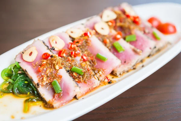 Spicy tuna salad — Stock Photo, Image