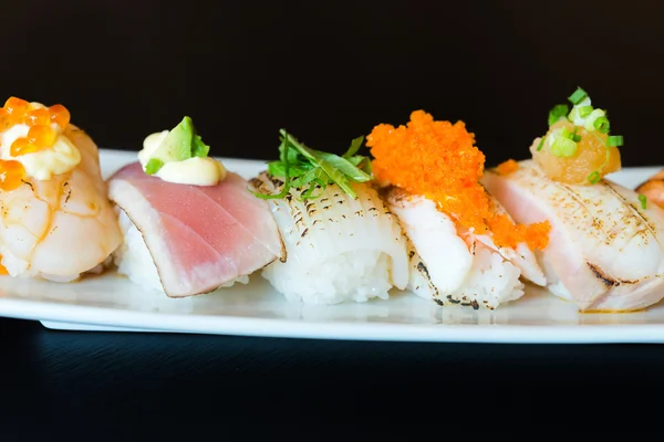 Sabrosos rollos de sushi — Foto de Stock