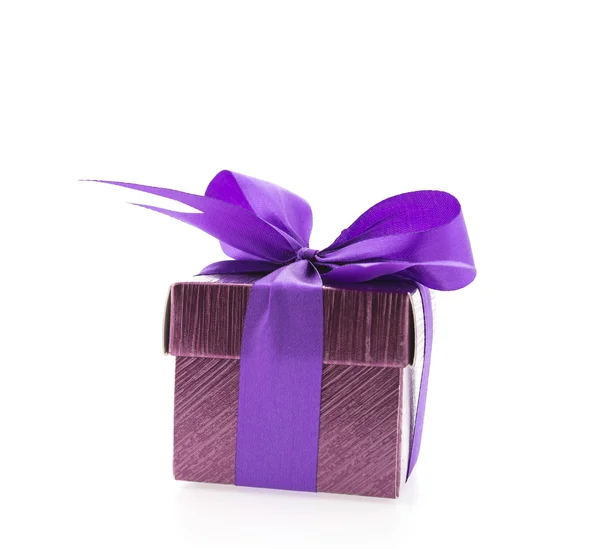 Scatola regalo viola — Foto Stock