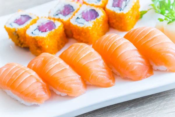 Nigiri sushi rolky — Stock fotografie