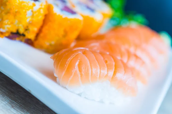 Rollos de sushi nigiri — Foto de Stock