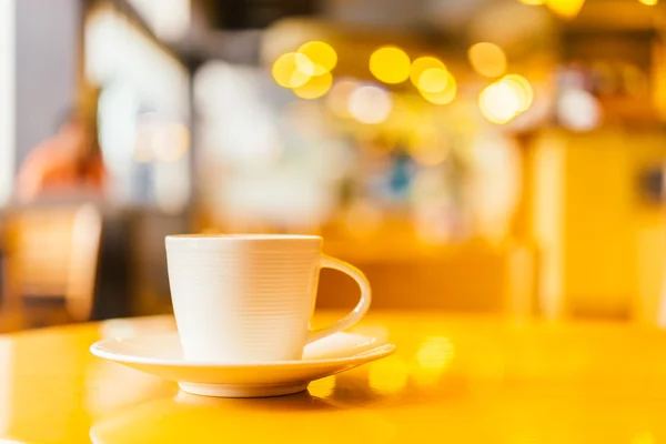 Tasse à café dans un café — Photo