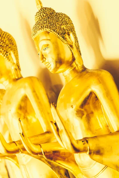 Golden statues of buddha — Stock Photo, Image