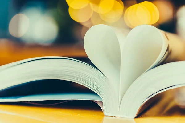 Libro del cuore — Foto Stock