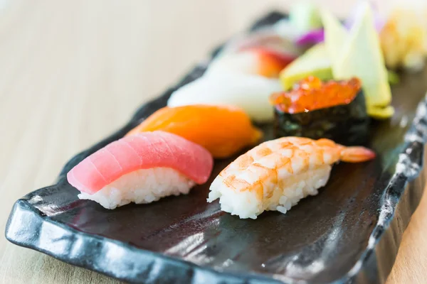 Delicios japonez sushi rulouri — Fotografie, imagine de stoc