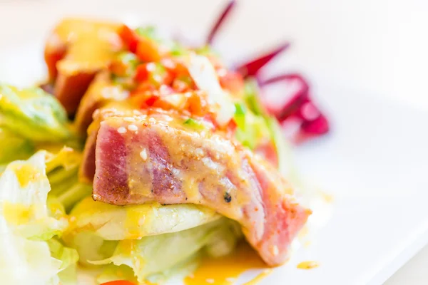 Tuna salad with miso sauce — Stock Photo, Image