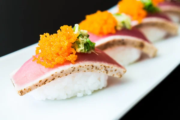 Sushi rollos de comida saludable — Foto de Stock