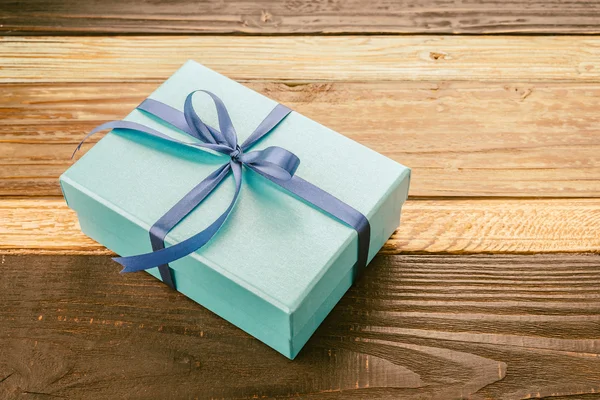 Narozeninový dárek box — Stock fotografie
