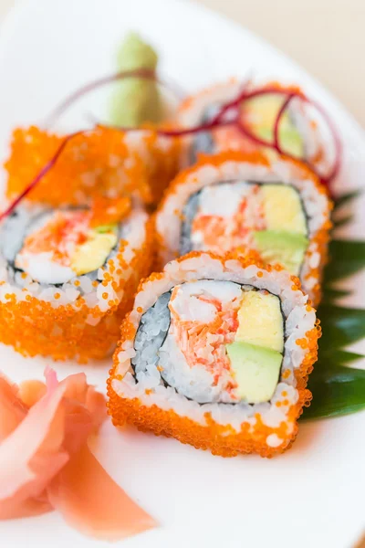 Californië rolt sushi maki — Stockfoto