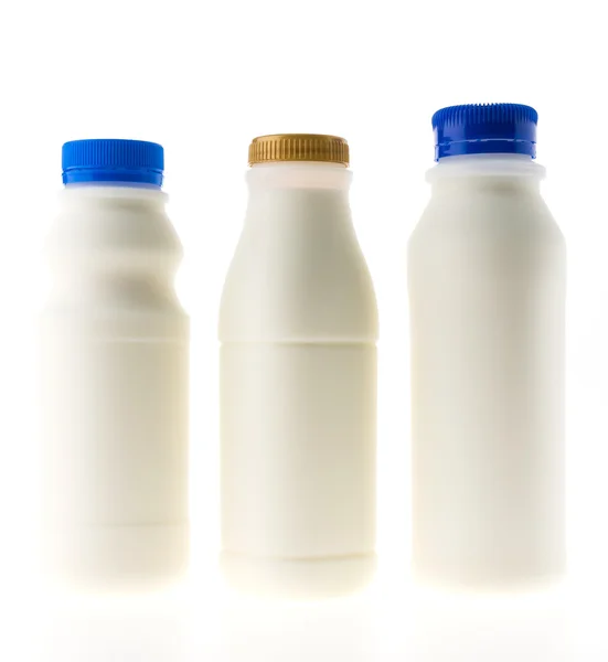 Färsk mjölkflaskor — Stockfoto