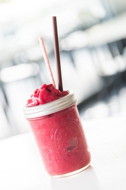 Güler yüzlü berry