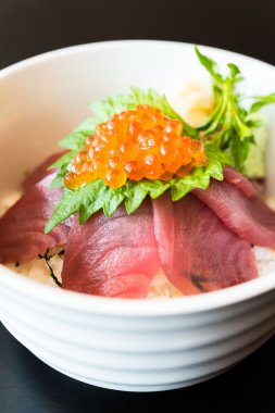 Ton balığı tabağı