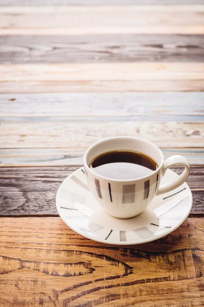 Coffee cup in coffee shop — Stock Photo, Image