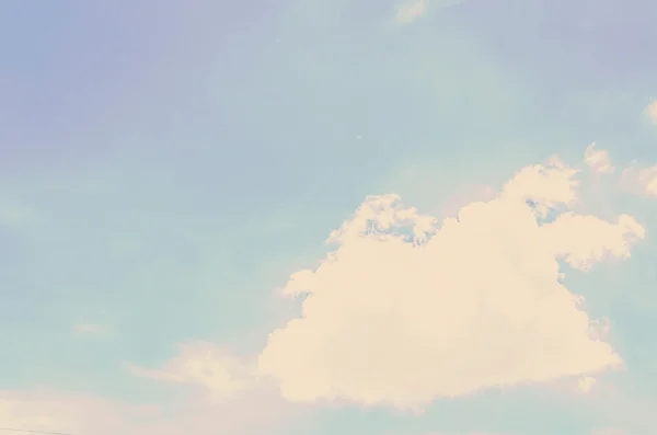 雲の青い空 — ストック写真