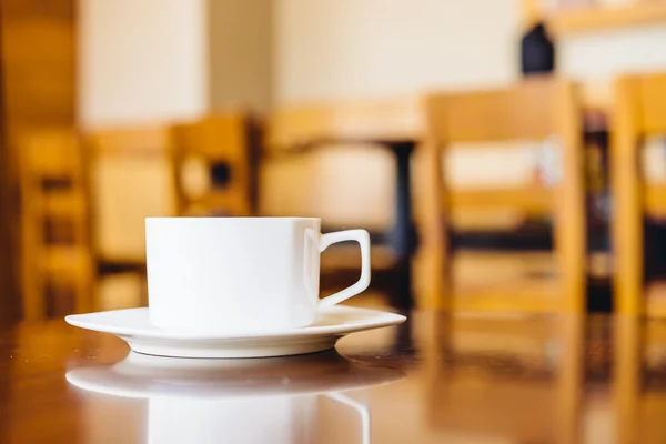 Чашка кави в кав'ярні — стокове фото