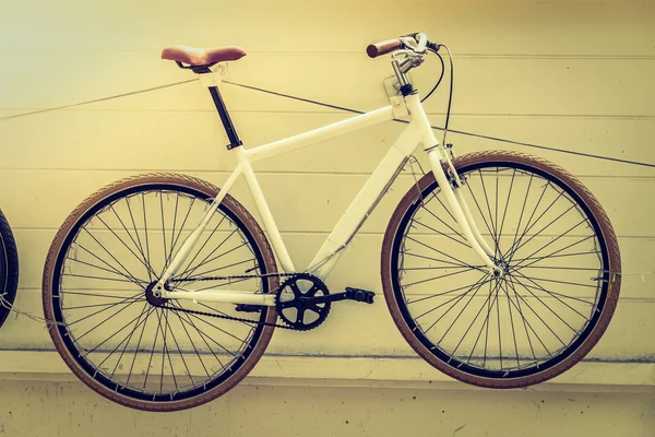 Oude vintage fiets — Stockfoto