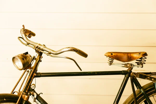 Старий урожай велосипеда — стокове фото