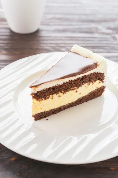 Fetta di torta al cioccolato — Foto Stock