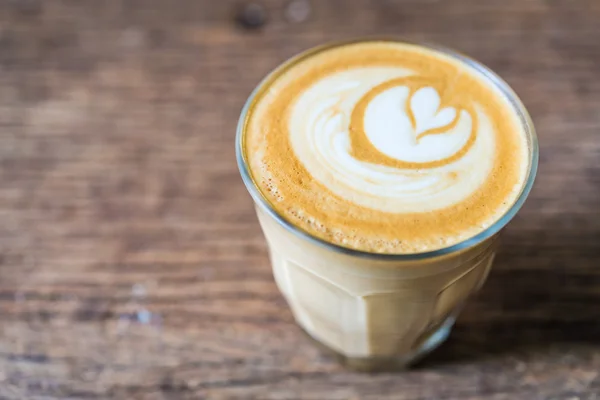 Tasse à café sur table en bois — Photo