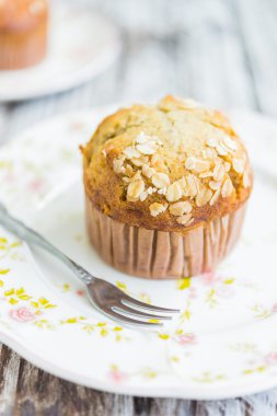 Muzlu muffin çanak üzerinde