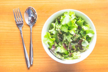 Yeşil sebze salatası