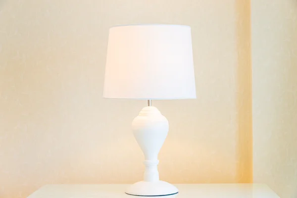 Table lamp in bedroom — Stock Photo, Image