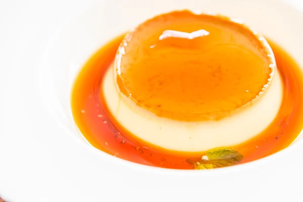 Caramel custard pudding — Stock Photo, Image