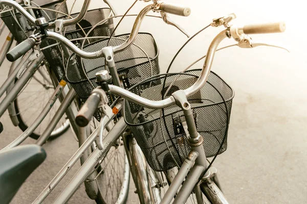 빈티지 자전거에 선택적 초점 — 스톡 사진