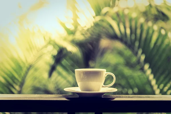 Coffee cup outdoor — Stock Photo, Image