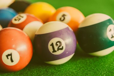 Havuz bilardo topları
