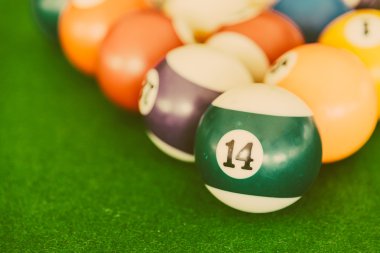 Havuz bilardo topları